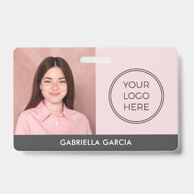 Crachá de Funcionário com Logotipo Rosa Moderno (Frente)