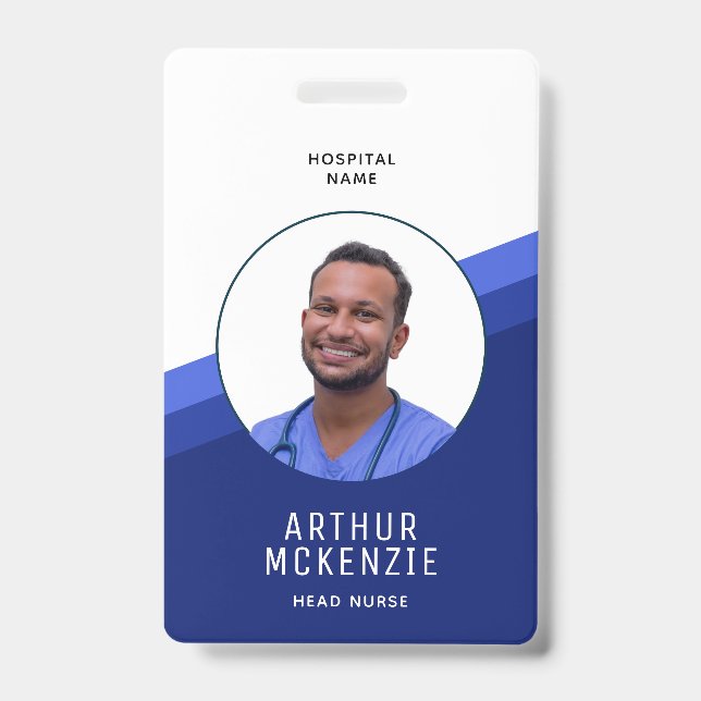 Crachá de ID Hospitalar com Foto da Enfermeira (Frente)