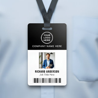 Crachá de identificação com código de barras e nom