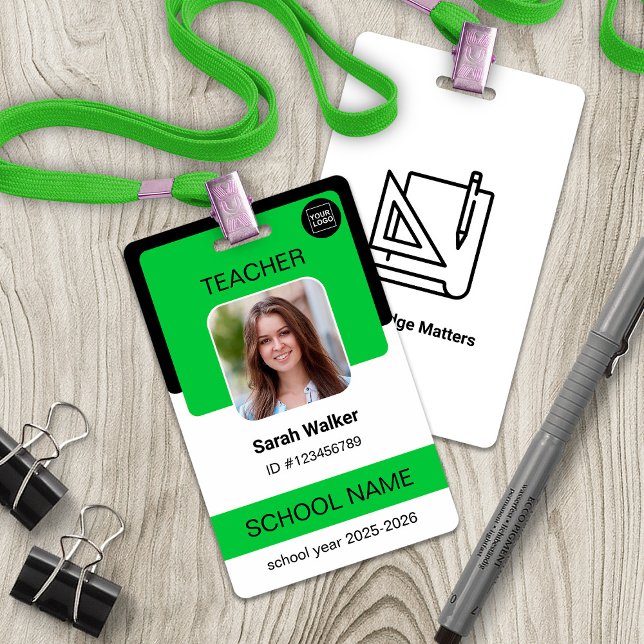 Crachá de Identificação com Foto do Professor – Pe (Teacher Photo ID Badge – School Staff - Green)