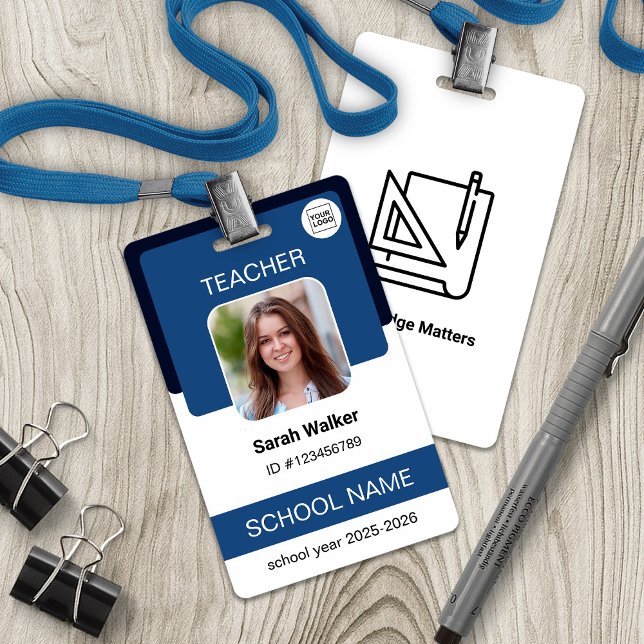 Crachá de Identificação com Foto do Professor - Pe (Teacher Photo ID Badge - School Staff - Navy Blue)