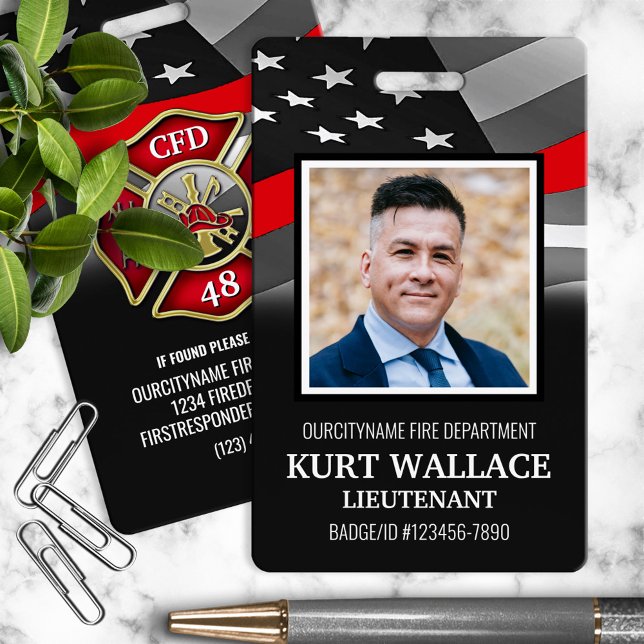 Crachá de identificação de bombeiro com foto do De (Criador carregado)
