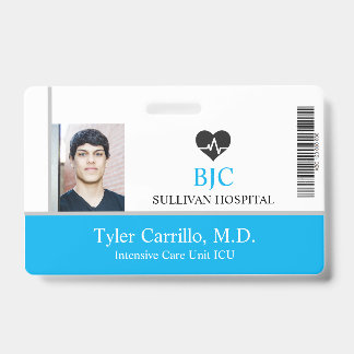 Crachá de identificação de funcionário de hospital