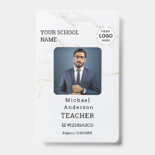 Crachá de identificação personalizado com nome e f