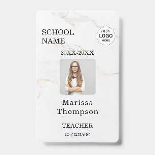 Crachá de identificação personalizado com nome e f