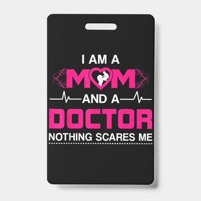 Crachá Eu sou mãe e médico, nada me assusta. (Frente)