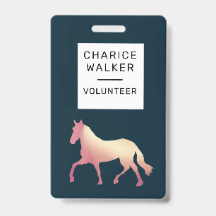 Crachá evento equestre nome monograma cavalo dourado rosa