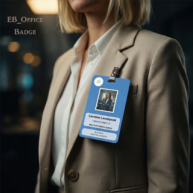 Crachá Executivo de Couro Azul Claro com Logotipo  (Chic Blue Leather Custom Logo Photo ID Vertical Badge
Size: 2.13” x 3.38”
)