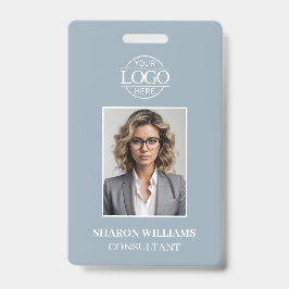 Crachá Foto Moderna de Funcionário em Azul Poeira Minimal