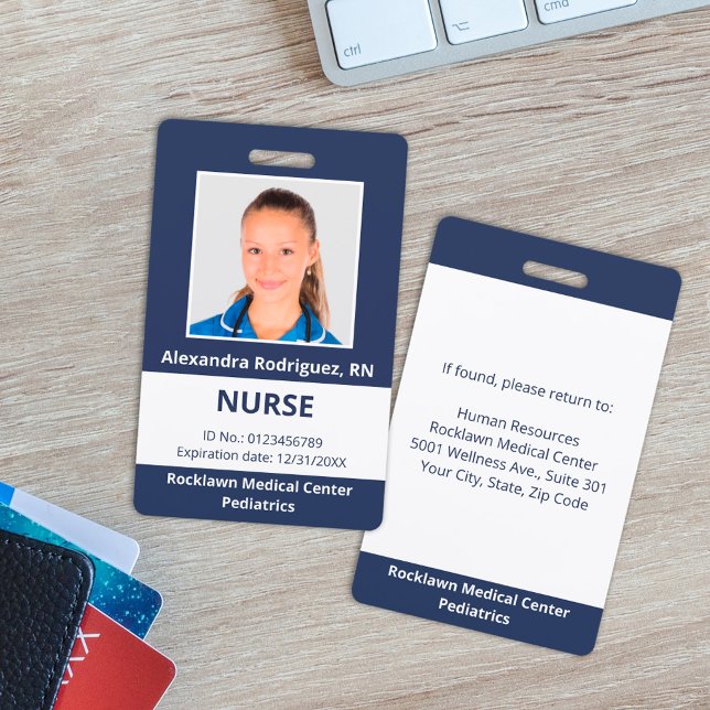 Crachá Foto Personalizada de Funcionário Identificação Mé (Custom Employee Photo Navy Blue White Medical ID Badge, front/back)