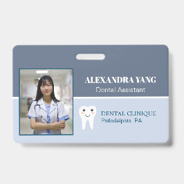 Crachá Funcionário do consultório dentário, foto da assis