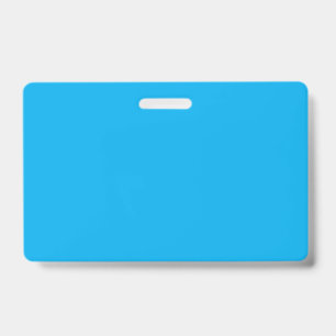 Crachá Fundo Azul Ciano Sólido Estilo Minimalista de Ve