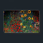 Crachá Jardim Flor Gustav Klimt<br><div class="desc">Crachá que apresenta o Jardim de Fazendas de pintura a óleo de Gustav Klimt com girassóis (1907). Um belo jardim de girassóis e belas flores azuis,  vermelhas,  roxas,  rosa e brancas. Um presente de excelente para fãs de Arte Nouveau e de Arte Austríaca.</div>