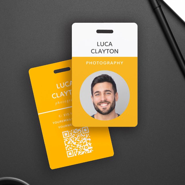 Crachá Logotipo de QR code profissional de foto elegante  (Criador carregado)