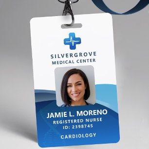 Crachá Logotipo Moderno de Assistência Médica Azul Foto E