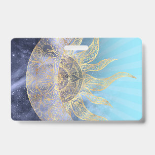 Crachá Mandala de Design Celestial Lua Sol Dourado
