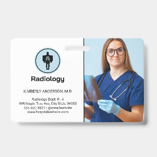 Crachá Médico Examinando Raio-X