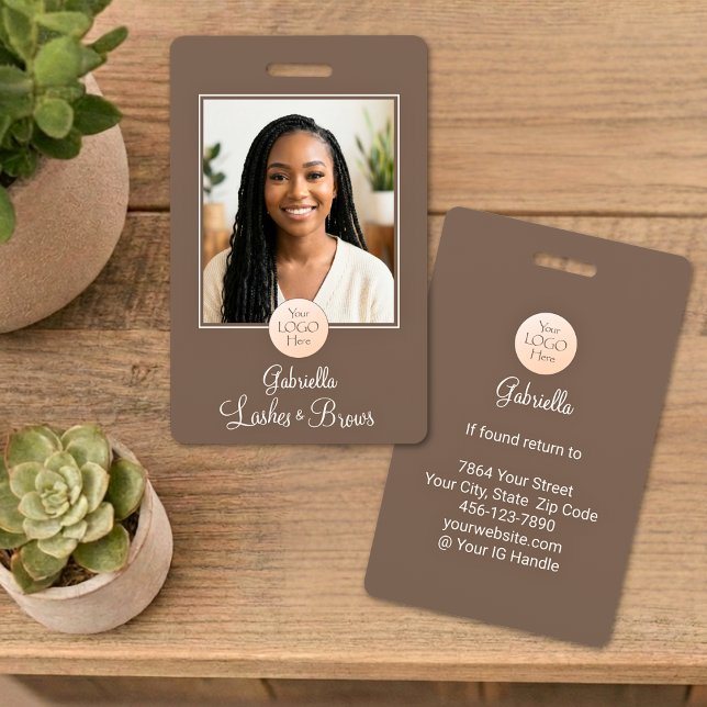 Crachá Mocha Brown Script Logo Photo Lashes and Brows (Criador carregado)