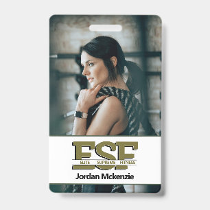 Crachá Negócios de Fitness Logotipo Monograma de Treina