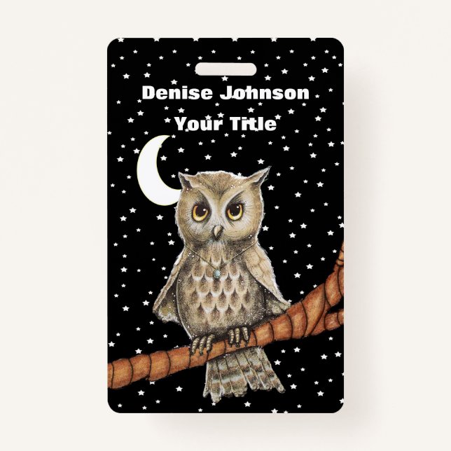 Crachá Ouro De Coruja Marrom Olhos Azuis Estrelas de Cola (Frente)