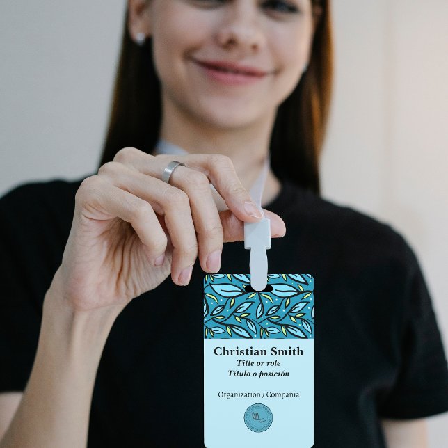 Crachá Padrão de Folhas Turquesa Bilíngue (Blue leaves Name Badge Bilingual, Personalized for small businesses Multilingual Project)