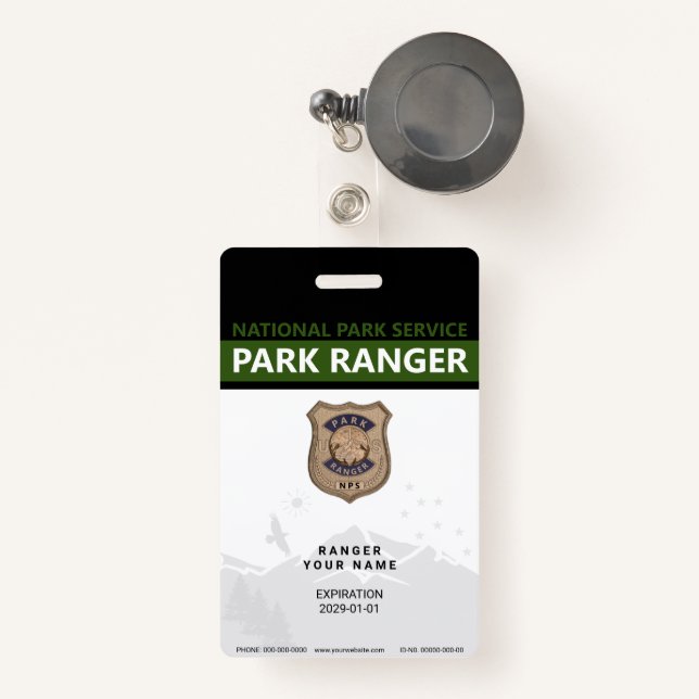 Crachá Park Ranger (Frente com retrátil)