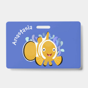 Crachá Peixe-palhaço feliz e fofo cartoon anêmona