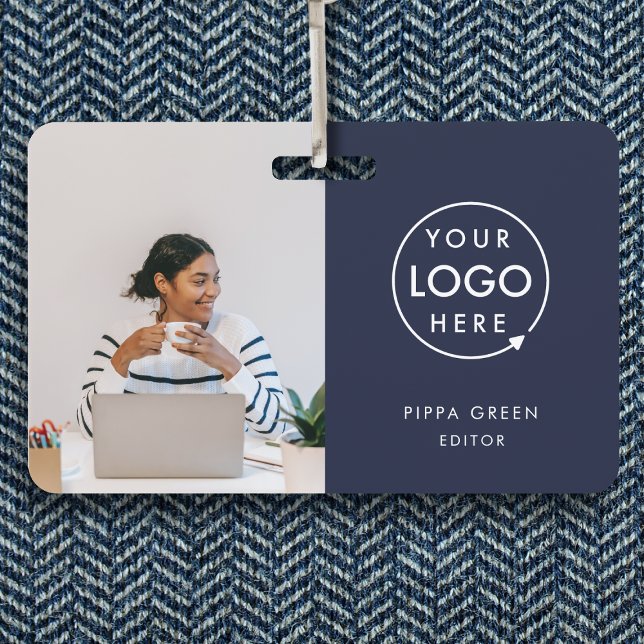 Crachá Placa de ID do marinho | Azul-trabalhador em tendê (Navy blue company branded staff ID badges for business events & employee identification.)