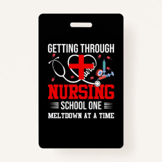 Crachá Presente de Enfermeira | Atravessar A Primeira Esc