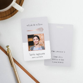 Crachá Rosa Dourado Whisk Bakery/Caterer Employee Photo I