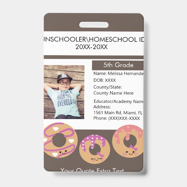 Crachá Rosquinha moderna de estudantes sem escolaridade (Front)