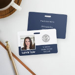 Crachá Segurança da Empresa para ID de Foto Personalizada<br><div class="desc">Personalize esses crachás horizontais com uma foto e um nome de funcionário, juntamente com um campo modelo para texto personalizado adicional para número de ID de funcionário, função ou título, local ou outros dados-chave. Adicione seu logotipo no topo. Campo de texto personalizado adicional localizado no verso para informações de retorno...</div>