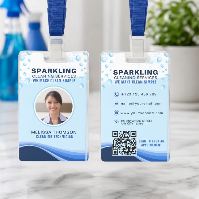 Crachá Serviço de Limpeza Profissional Azul Branco Modern (Criador carregado)