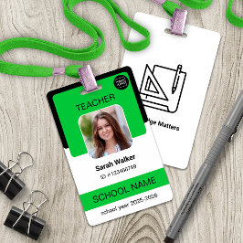 Crachá Teacher Photo ID Badge – School Staff - Green