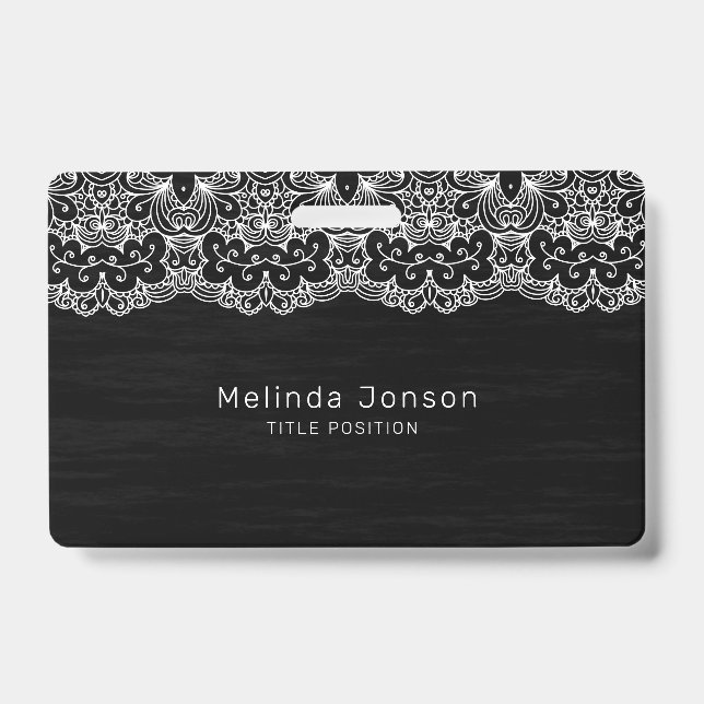 Crachá Traço Floral Branco (Front)