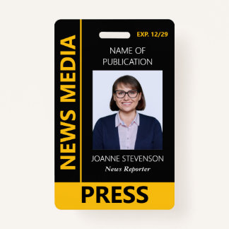 Crachá Yellow Black News Media Press Photo