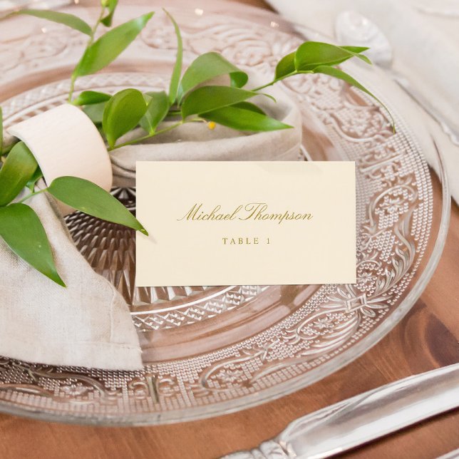 Creme e Cartões Dourados para Casamento Elegante (Cream and Gold Wedding Place Cards - Simple Elegant Script)