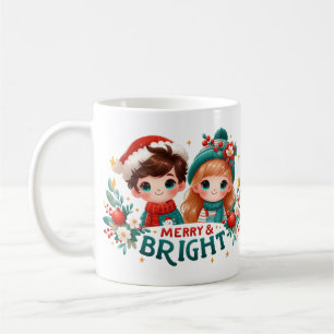 Crianças bonitas Feliz e canecas brilhantes