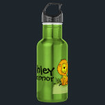 Crianças de leão laranja verde garrafa de bebidas<br><div class="desc">Água doce,  moderna,  para a escola de leões ou garrafa de bebidas. Personalize com seu próprio nome infantil lê Ashley O'Connor. Design original de Sarah Trett.</div>