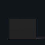 Crie seu próprio cartão postal personalizado preto<br><div class="desc">Torne-o exclusivamente seu com este modelo personalizável preto. Adicione seu próprio texto,  foto ou trabalho de arte para criar um presente personalizado perfeito para aniversários,  casamentos,  aniversários ou qualquer ocasião. Na moda,  versátil e eterno em preto clássico.</div>