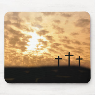 Cruzes e por do sol bonitos "é" Mousepad aumentad