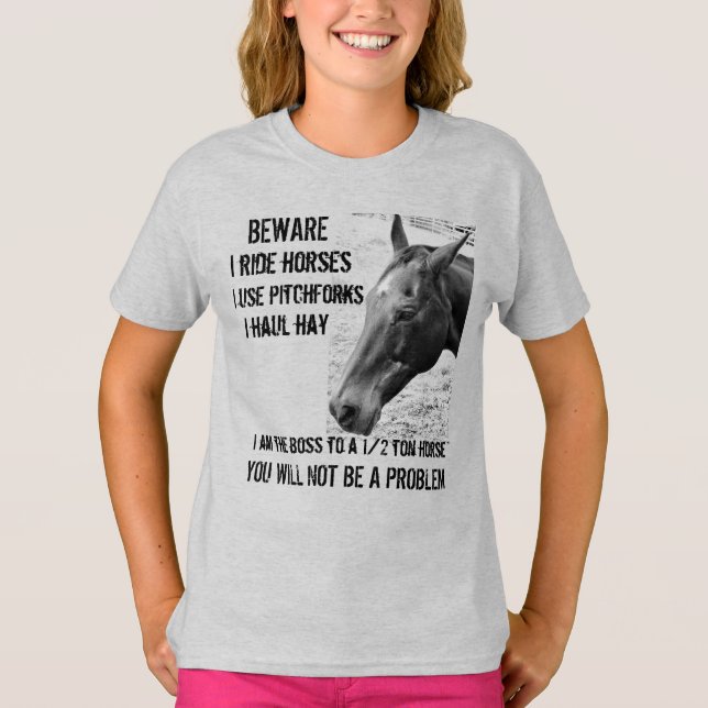 CUIDADO - EU CAMINHO CAVALOS - T-Shirt (Frente)