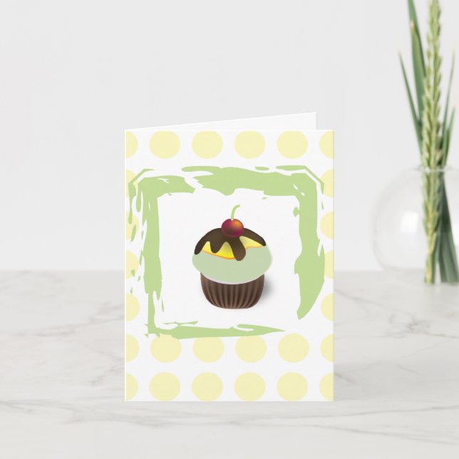 Cupcake Verde Bolinhas com Cartão de Aniversário d (Frente)