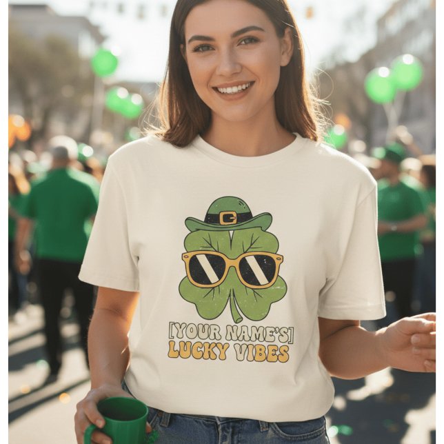 Custom Retro St Patrick's Day T-Shirt | Personaliz (Criador carregado)