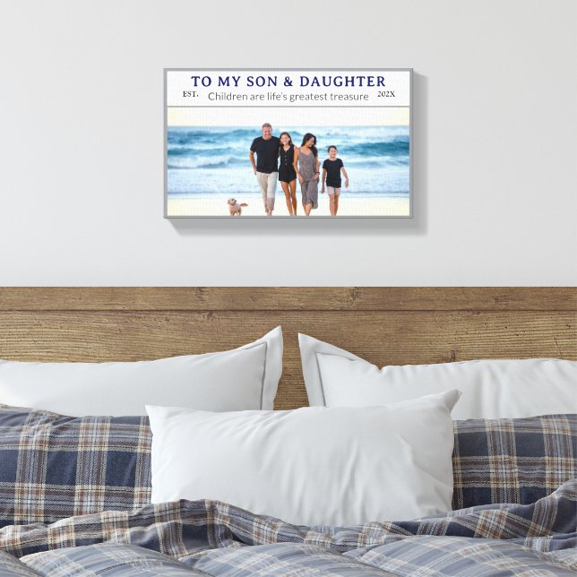 Custom Son & Daughter's Day Family Photo Canvas (Insitu(Quarto))