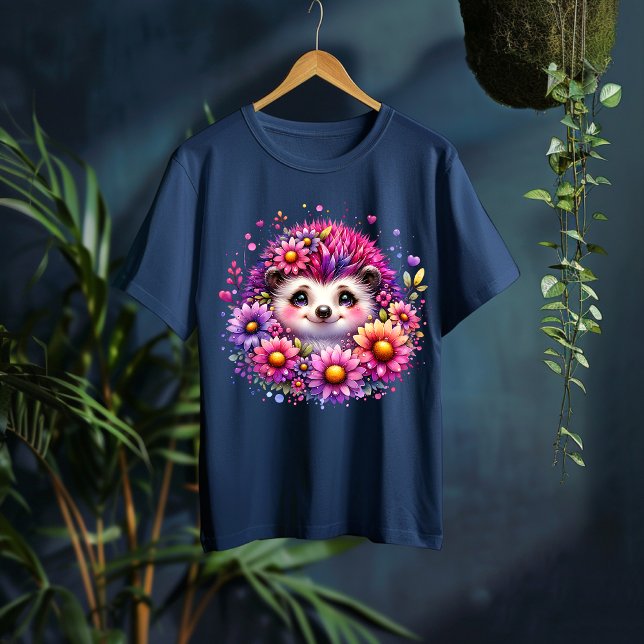 Cute Floral Hedgehog Illustration T-Shirt (Criador carregado)