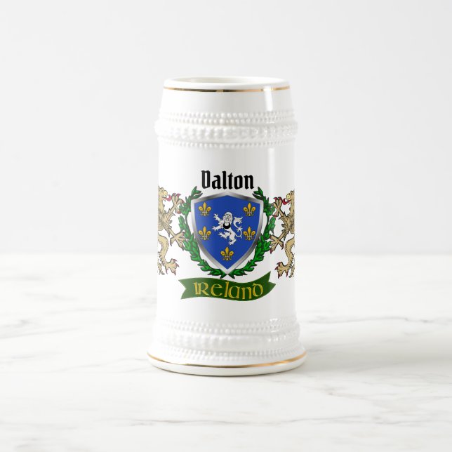 Dalton Irish Shield Personalizado Beer Caneca de c (Centro)