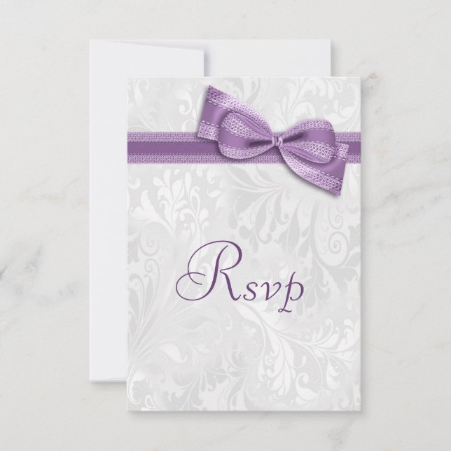 Damasco Branco e Laço Falso Roxo RSVP (Frente)