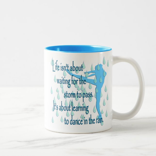 Dança na Caneca da Chuva (Direita)