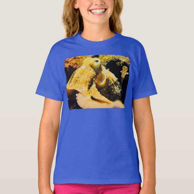 Danni, a Mermaid T-Shirt (Frente)